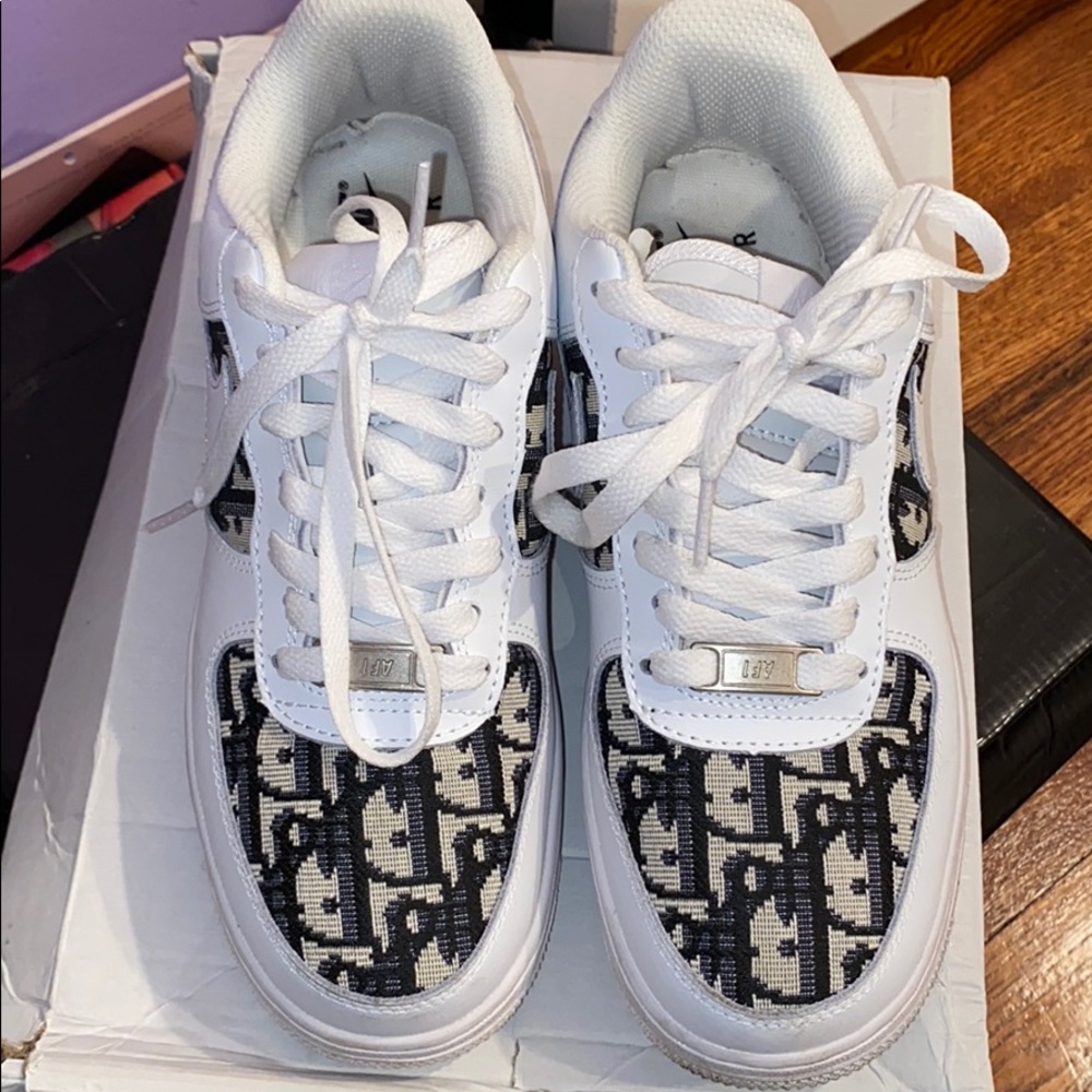 Custom air force 1s